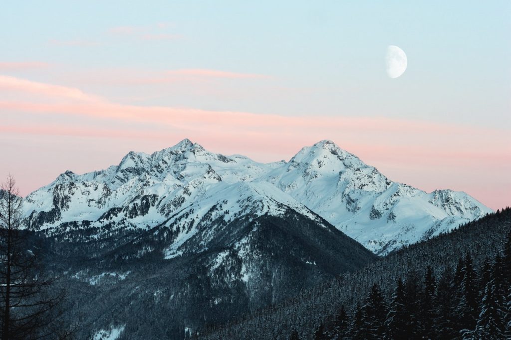 Snowy Mountain 1287145 1024x682 1